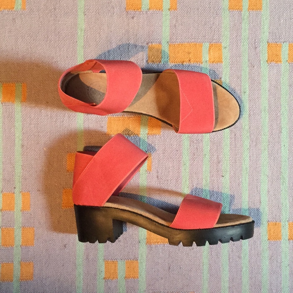 Charleston Shoe Co. Monterey Sandals, size 9